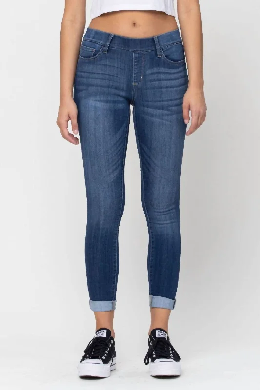 Abby Boyfriend Jeans In Dark Wash