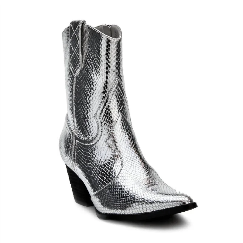 Women's Bambi Boots In Silver Metallic