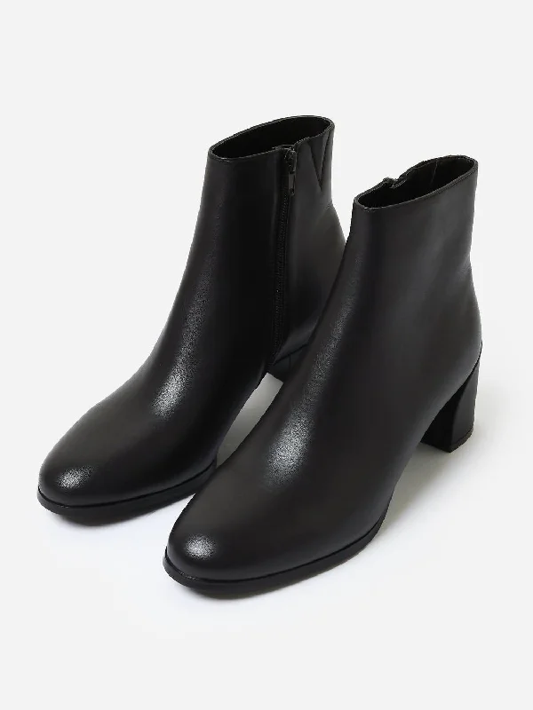 Women's Cailen Boot In T.moro Nappa