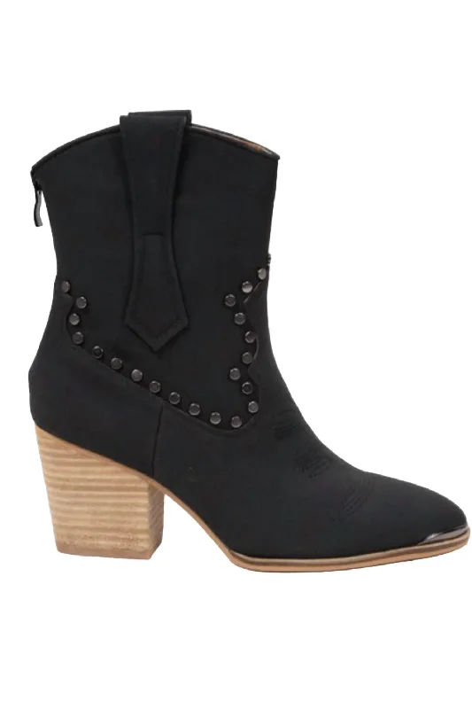 Women's Pandora Western Ankle Boot In Black