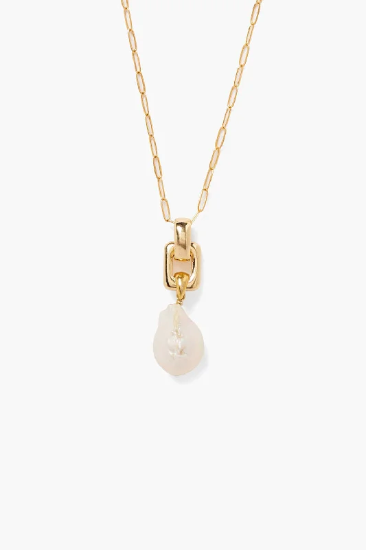 Ellis Necklace White Pearl