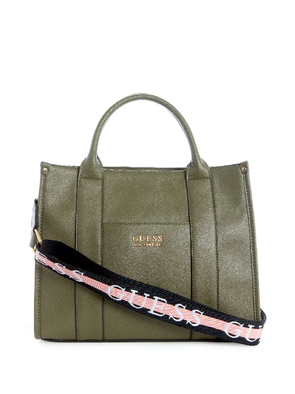 Esme Carryall