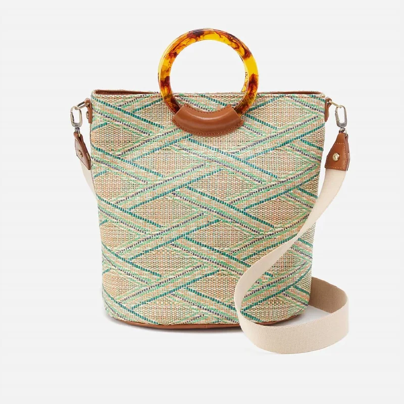 Sheila Bucket Tote In Geo Straw