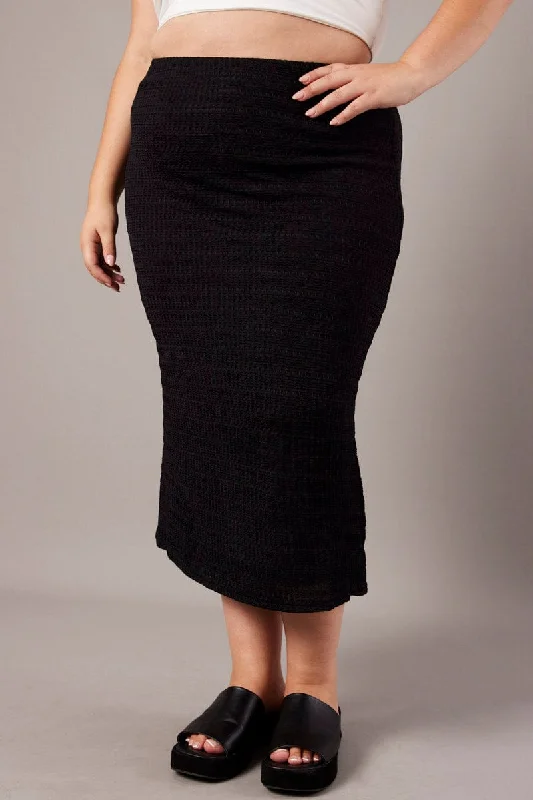 Black Textured Fitted Skirt